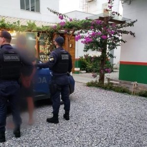 Homem em situação de rua é preso por homicídio na região
