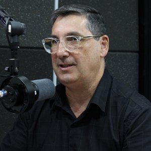 Primeiro Clic desta terça-feira, recebe o Pastor Henrique da Igreja Embaixada de Tijucas
