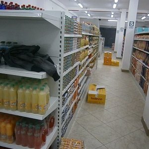 Dupla é presa acusada de furtar garrafa de whisky de R$300