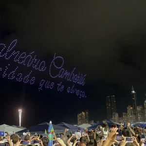 Réveillon de BC teve show de drones, contagem regressiva e pedido de casamento