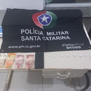 Abordado por tráfico em Tijucas, sofre lesão na boca ao tentar resistir 