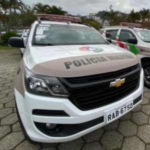 Moto roubada é abandonada próxima a posto de combustível em Tijucas