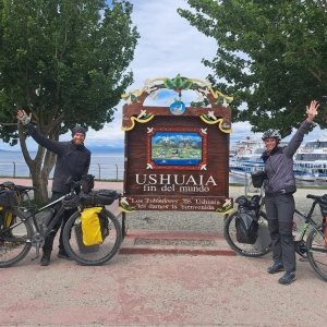 SUPERAÇÃO: Casal da região percorre 6 mil km de bicicleta até Ushuaia
