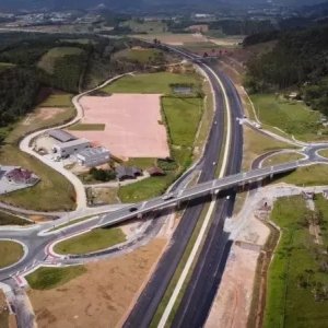 Após 12 anos de atraso, obra do contorno viário na BR-101 tem nova data de entrega