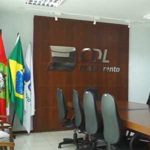 VÍDEO: CDL de Nova Trento promove palestra com Ciro Bottini nesta segunda-feira
