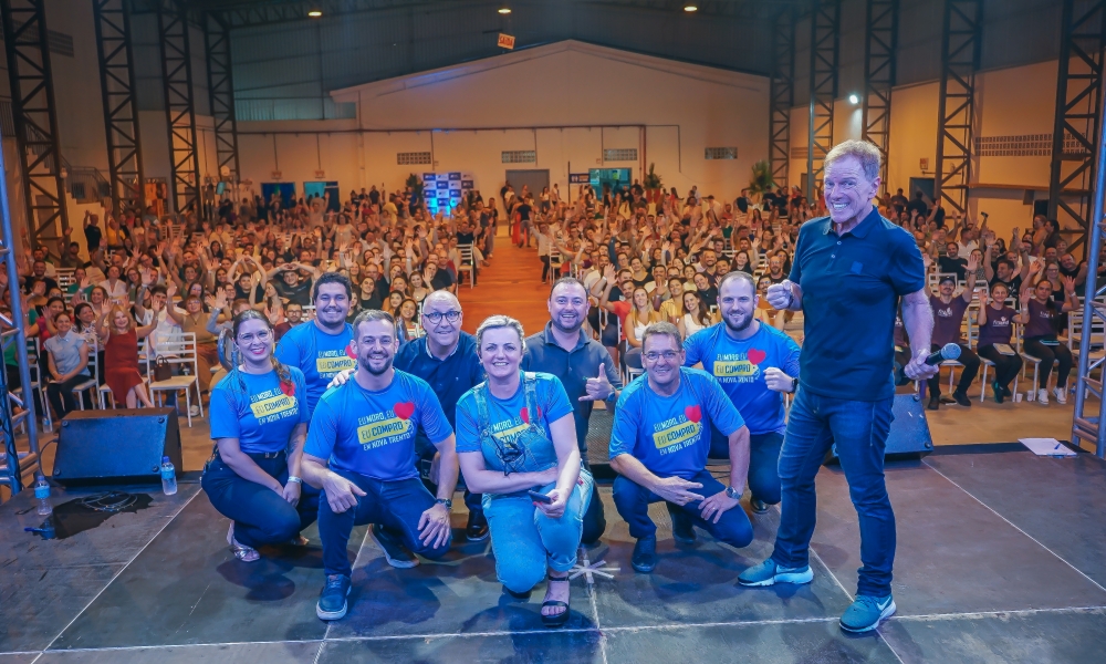Palestra sobre vendas com Ciro Bottini reúne cerca de 700 pessoas em Nova Trento