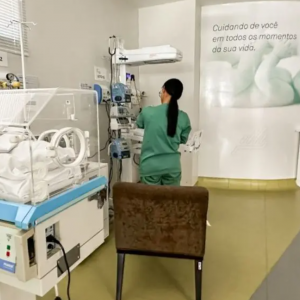 Bebê com dengue hemorrágica é transferido para UTI neonatal da região