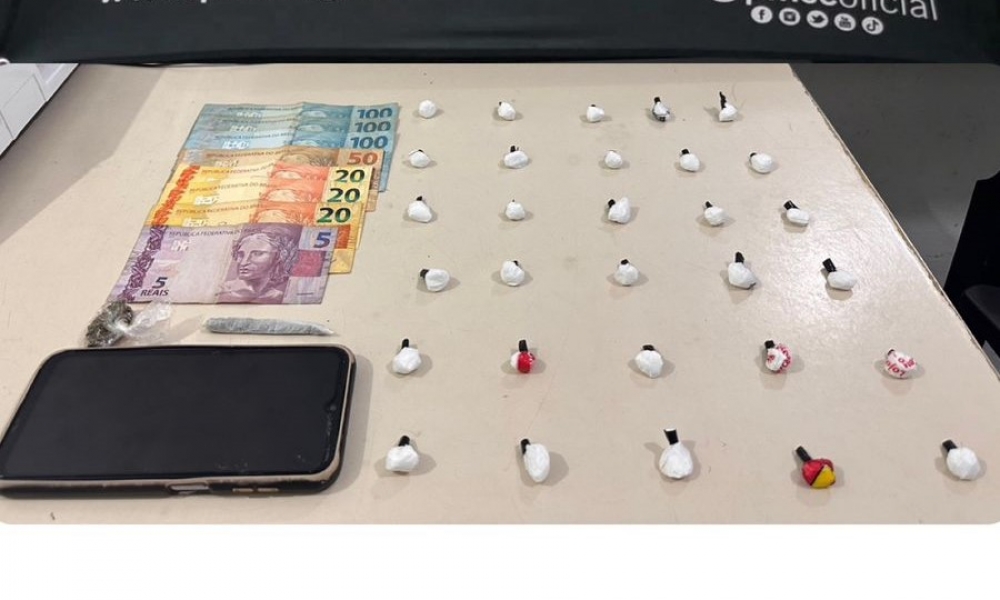 Após atitude suspeita, homem é preso por tráfico de drogas e confessa 