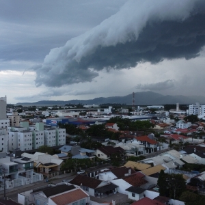 Massa de ar frio e seco traz temperaturas negativas e geadas a Santa Catarina