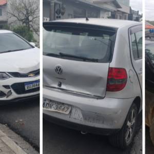 Colisão entre três veículos no Centro de São João Batista deixa uma mulher ferida