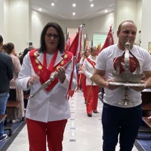 Festa do Divino em Tijucas tem início com Missa e envio das bandeiras