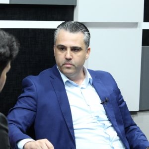 Pré-candidato Robinson Carvalho discute cenário eleitoral em Canelinha