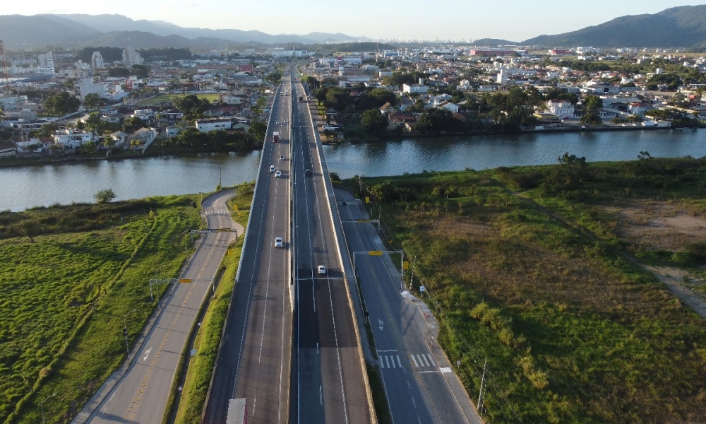 TEMPO E TEMPERATURA: Sábado de sol e altas temperaturas em Santa Catarina