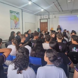 Polícia Civil realiza palestra sobre violência nas escolas para alunos em Itapema