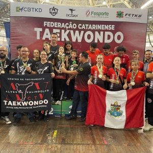 Atletas de Tijucas conquistam 40 medalhas de ouro no Campeonato Catarinense de Taekwondo