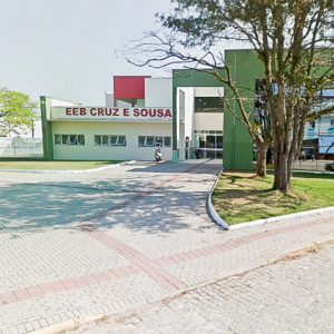 Espetáculo teatral ‘Estimada Tijucas’ promove humor e reflexão sobre a cidade 