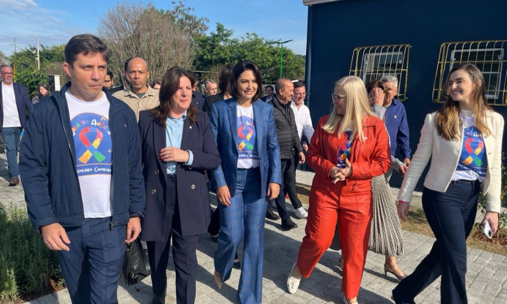 Michelle Bolsonaro visita Casa do Autista em BC: 'Balneário está de parabéns'