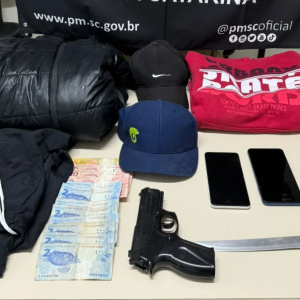 Trio envolvido em roubo a posto de combustível é preso; Homens confessaram ligação com outros crimes