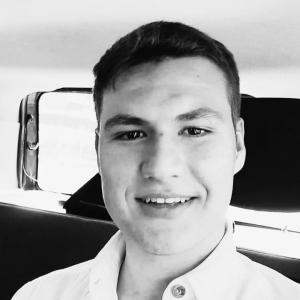 Luto em Bombinhas: Jovem de 19 anos perde a vida em trágico acidente na BR-101