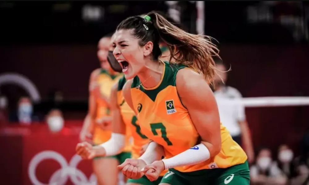 Rosamaria Montibeller é convocada para a seleção feminina de vôlei nas Olimpíadas de Paris