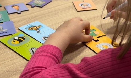 Especialista explica como diminuir o tempo de tela das crianças