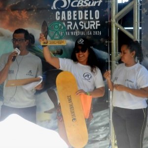 Surfistas da região conquistam títulos e garantem vaga em mundial na Califórnia