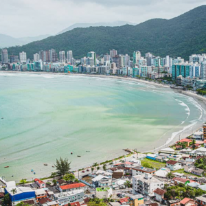 Brechó Beneficente da Igreja Matriz Santo Antônio em Itapema acontece neste sábado