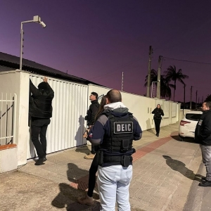 Deflagrada operação ‘Cartas Marcadas’ em Tijucas em investigação de fraudes, Justiça afasta secretários