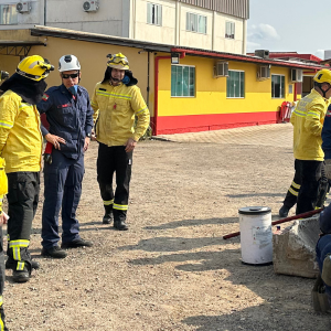 Bombeiros realizam treinamento de combate a incêndios florestais em Tijucas