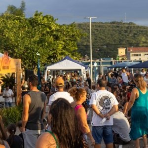 Porto Belo terá programação cultural e música gratuita na Praça da Bandeira