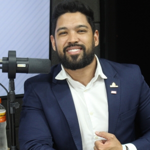 De timidez ao topo das vendas: como Uirá Teixeira pode ajudar sua empresa a crescer em até 300% em apenas 3 Meses