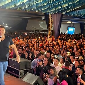 Festival do Camarão em Porto Belo promete grandes shows e sabores locais