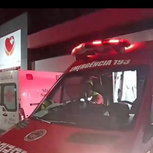 Motociclista sofre queda ao desviar de cachorro em São João Batista