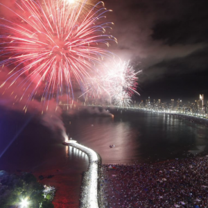 Balneário Camboriú terá show de fogos maiores que o do Rio de Janeiro no Réveillon