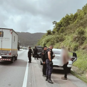 Recuperação de BMW furtada resulta em prisão em Itapema
