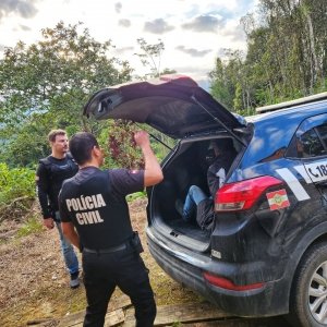 Tijucas está entre os alvos da operação ‘Castelo de Areia’ contra tráfico de drogas