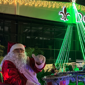 Deliz Fashion Group dá início ao Natal 2024 com a chegada do Papai Noel em Tijucas