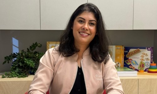 Quais habilidades são essenciais para o desenvolvimento da leitura e escrita das crianças?