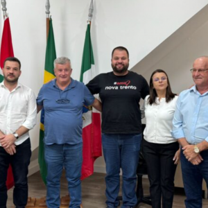 Nova Trento inicia processo de transição de governo com reunião no gabinete