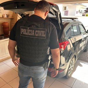 Fábrica clandestina de anabolizantes é descoberta e drogas apreendidas em operação em Tijucas