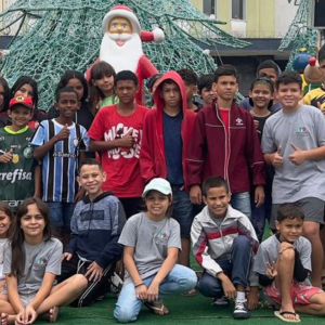 Crianças e adolescentes do Serviço de Convivência e Fortalecimento de Vínculos de São João Batista vivenciam passeio cultural e de lazer 