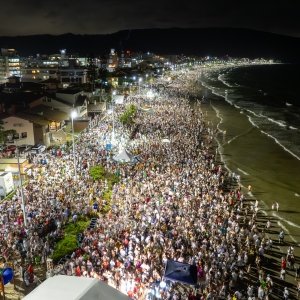 Bombinhas terá programação especial para o Réveillon com shows e fogos sem barulho