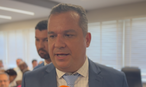 'Ele trabalhou contra a saúde de São João Batista', diz Peixer sobre veto do reajuste salarial
