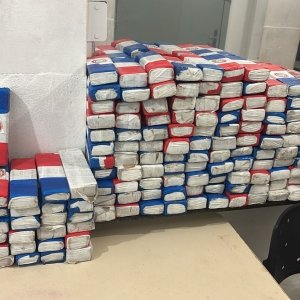 Mais de 85 kg de maconha apreendidas e dois homens presos por tráfico em Bombinhas