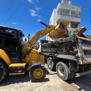 Trabalhos de limpeza e recuperação nas áreas atingidas pelas chuvas seguem em Itapema