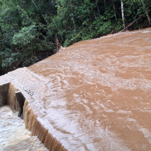 Cidade enfrenta quatro dias de problemas no abastecimento de água
