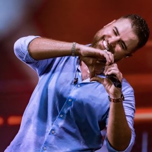 Zé Neto & Cristiano agitam Canelinha em fevereiro: contagem regressiva para o Costelaço JR Seco