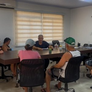Moradores do Bosque da Mata se reúnem com prefeito para discutir falta de água no bairro