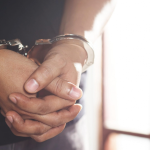 Condenado por estupro é preso enquanto trabalhava em empresa da região