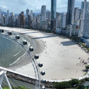 Fim do fio dental em restaurante e leitura em bancos; Município tem 800 leis obsoletas